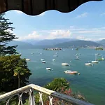 The Bay * Stresa