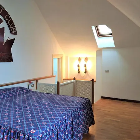 The Bay Стреза