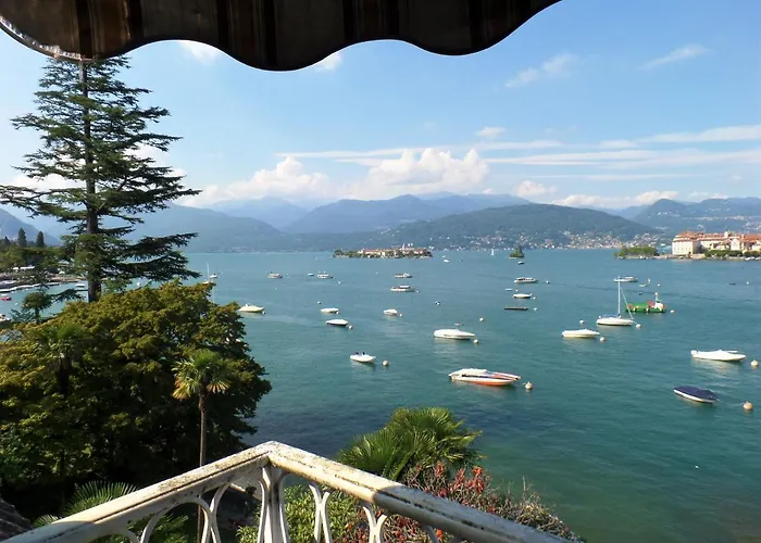 The Bay * Stresa