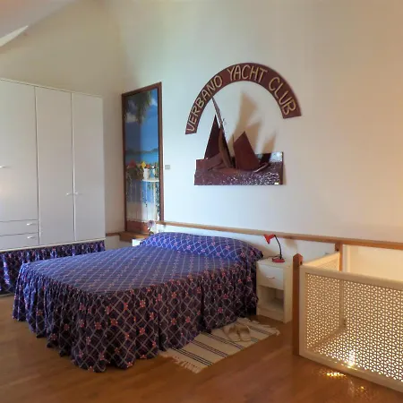 The Bay Lägenhet Stresa